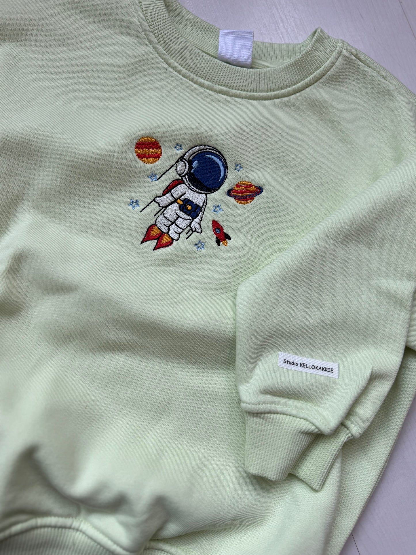 Astronaut vliegend